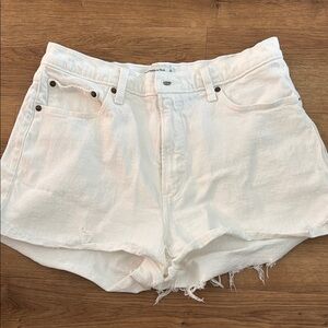 Abercrombie Mom Short Curve Love White Denim Women Shorts
